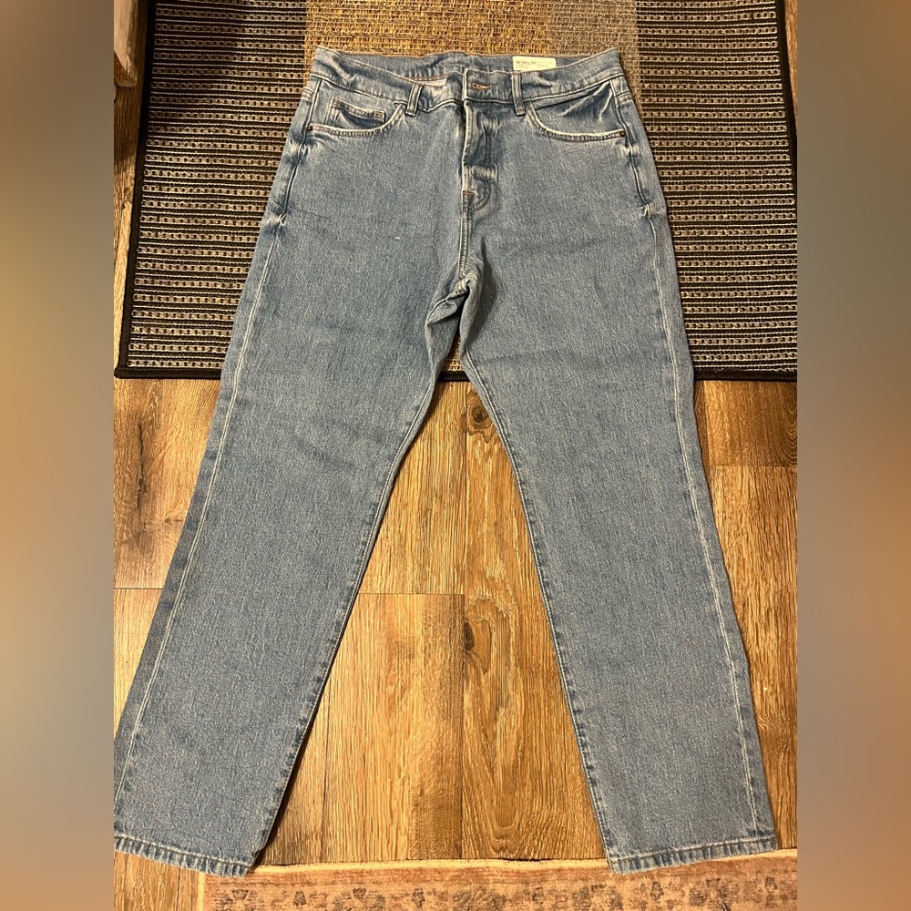 Mens straight-leg denim jeans